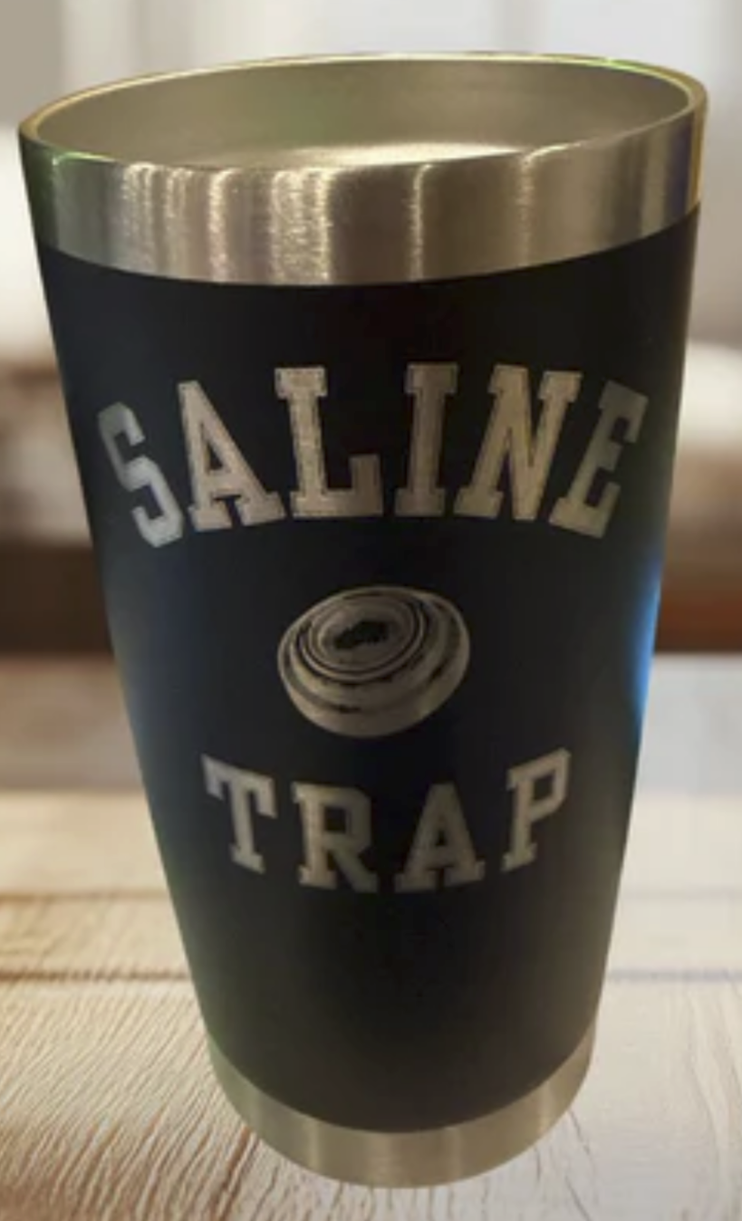 Saline Trap Retro 20oz Navy Tumbler